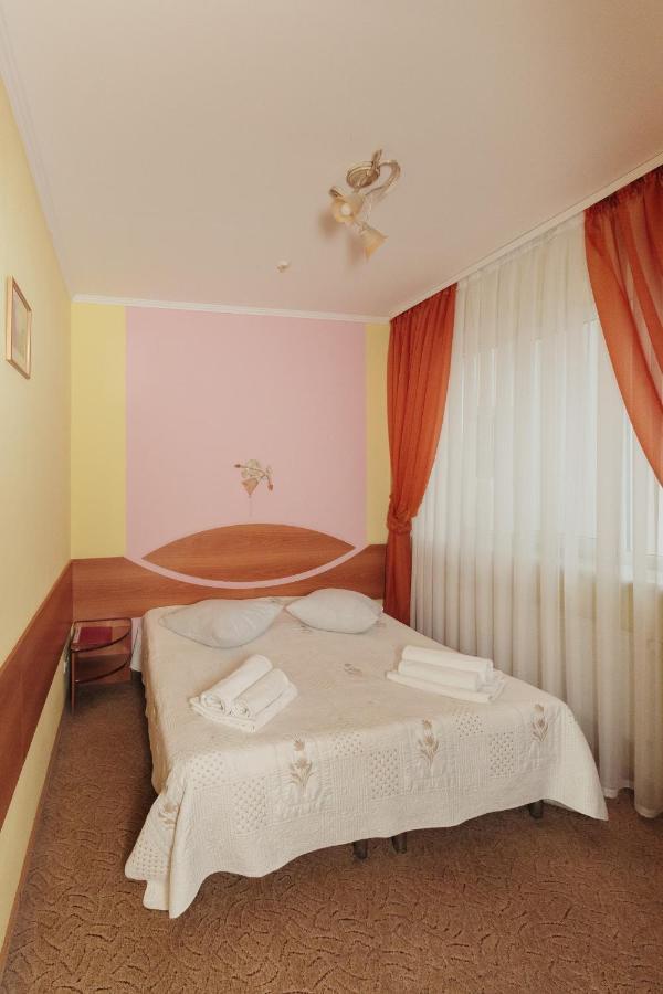Stanislavskiy Dvir Ivano-Frankivsk Exterior foto